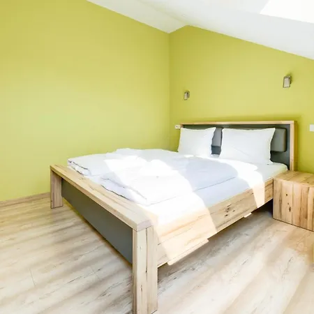 Blue Mare, Sun & Snow *